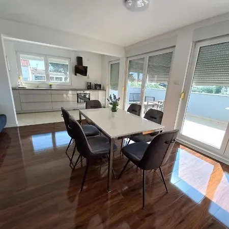 Apartment Amor Vir Apartment Vir
