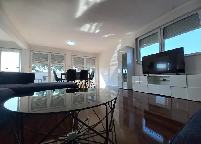 Apartment Amor Vir Διαμέρισμα *