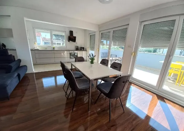 Apartment Amor Vir Διαμέρισμα Vir