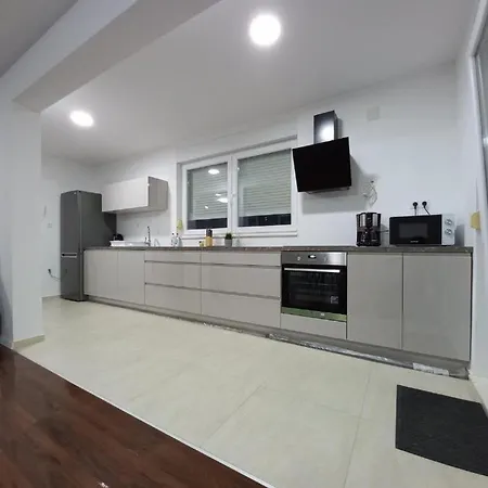 Apartment Amor Vir